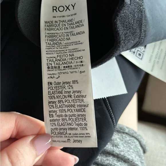 ROXY Women’s Wetsuit *4* *NWT* - Picture 5 of 6